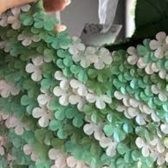 Viral beaded green event evening blogger bag Handmade in India - Picture 4 of 5